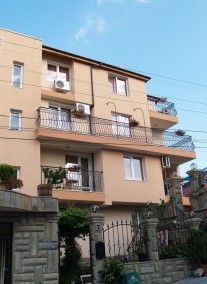 Villa Elinor ***