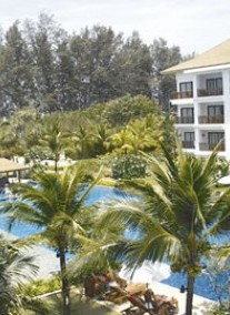 Naithonburi Beach Resort****