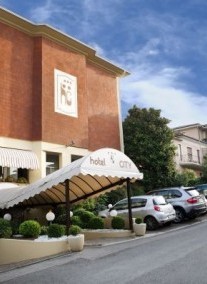 City Hotel ***