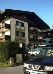 Marco Polo Club Happy